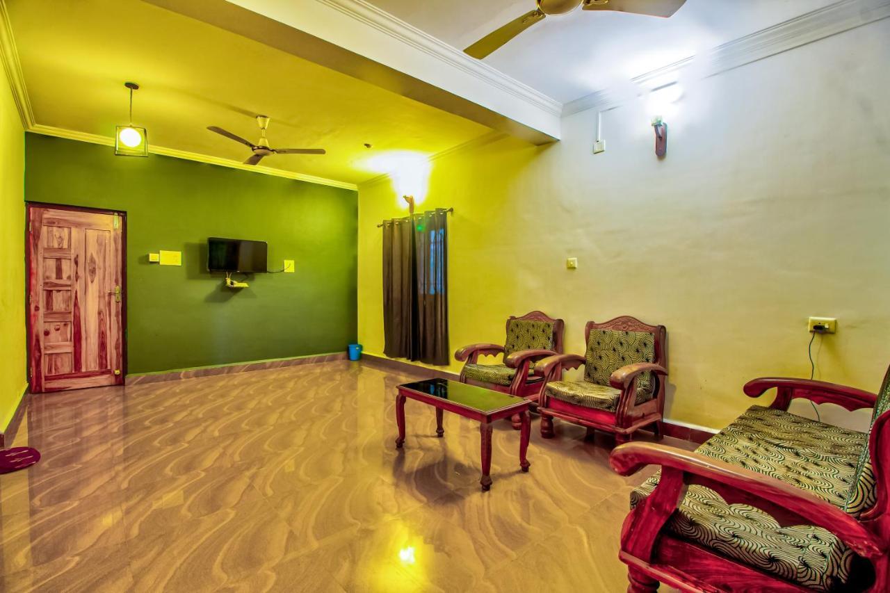 Candolim Glitter Sand Exterior photo